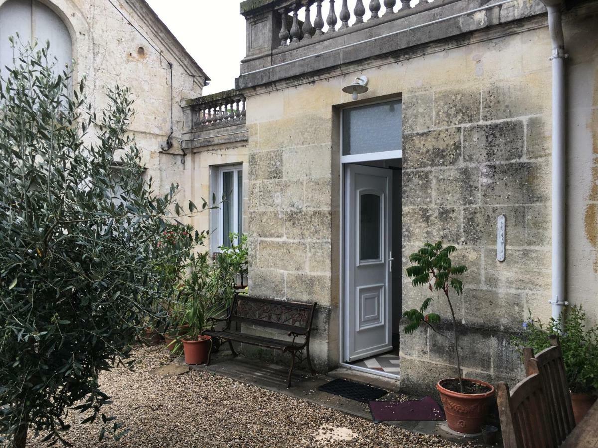 Maison De Vin Castillon-la-Bataille Exterior foto